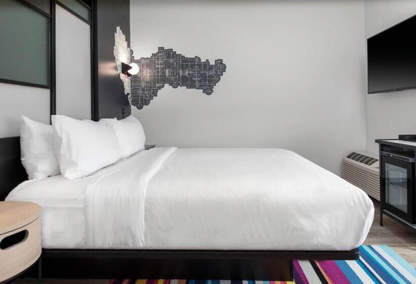 اتاق استاندارد با تخت بزرگ, Aloft Savannah Airport