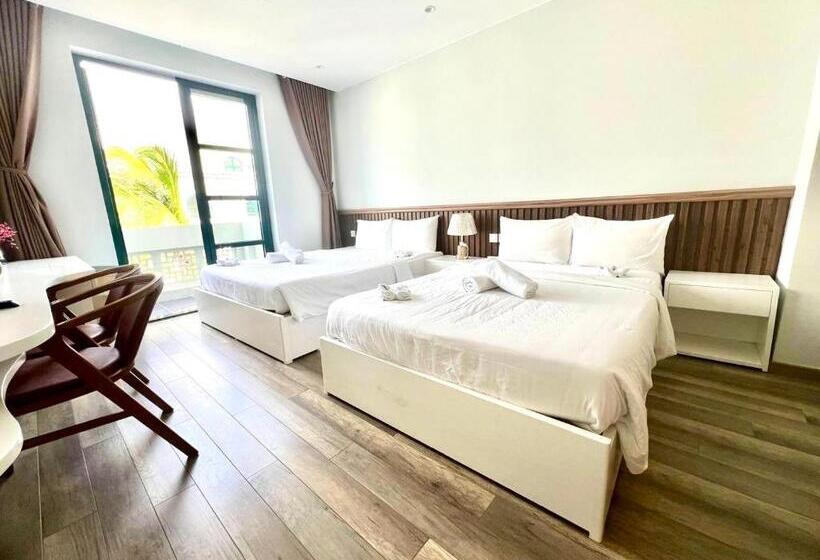 اتاق استاندارد سه تخته با بالکن, Anka