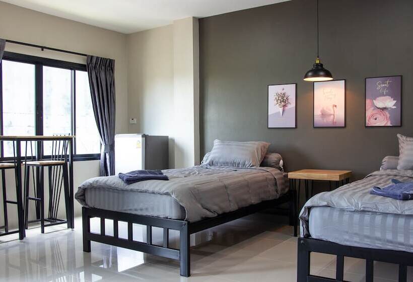 اتاق پرمیوم, Is Am Are Stay Boutique