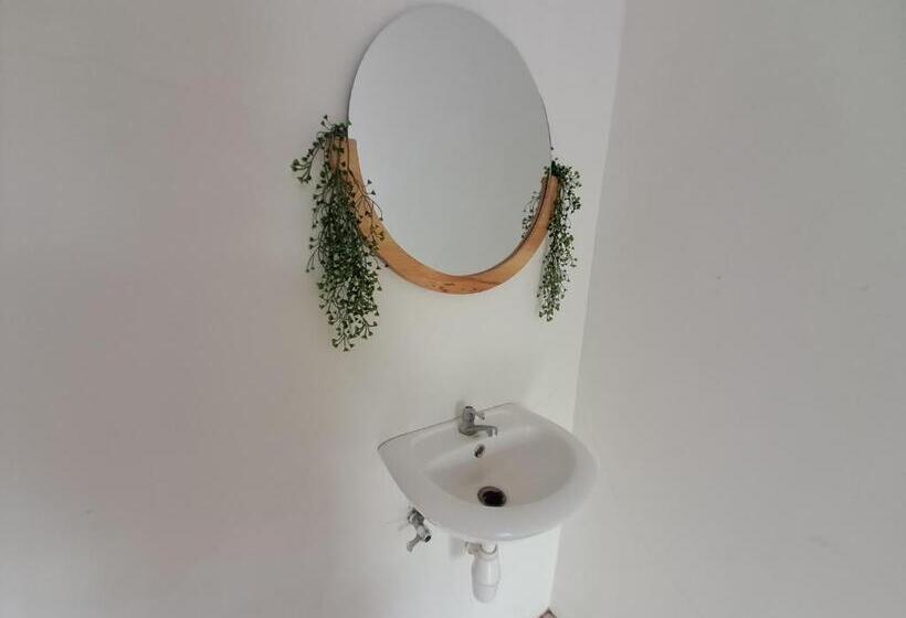 جناح ديلوكس سرير كينج, Robiu Bed & Breakfast