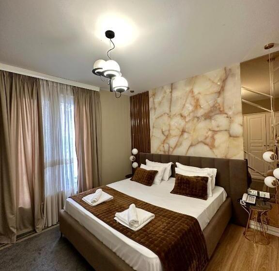 اتاق استاندارد با تخت بزرگ, Rose Boutique