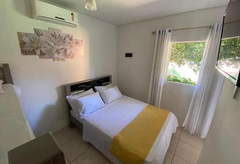 园景标准四人间, Família Busca Pé