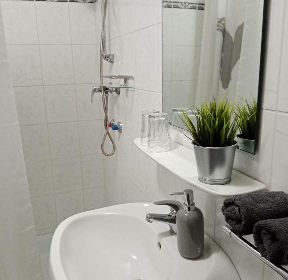 חדר דלוקס, Hencz Vendégház