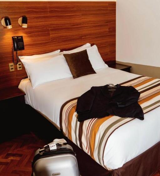 اتاق سوپریور, San Juan Suites