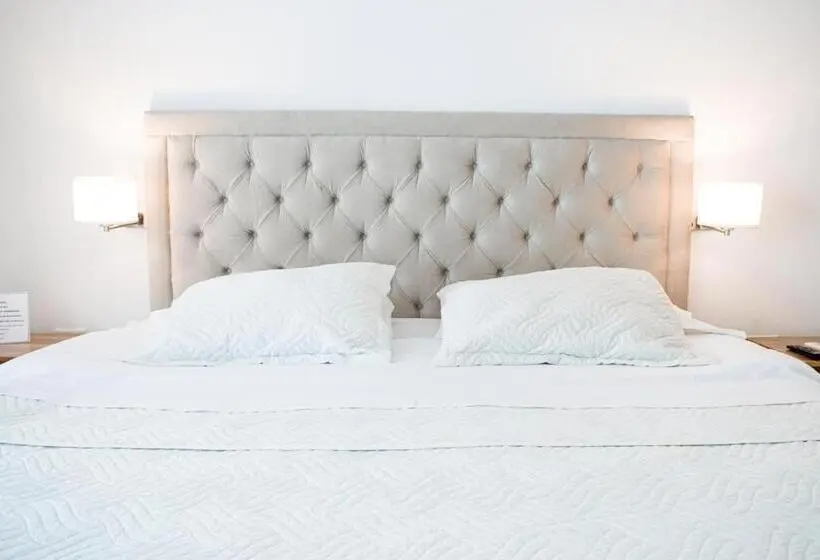 3-Bett-Standardzimmer, Sommer Y Sol