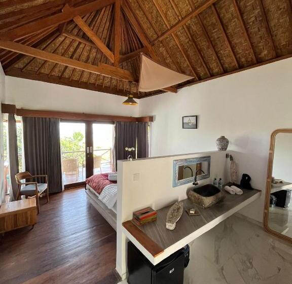 スタンダードバンガロー, The Endless Summer Resort