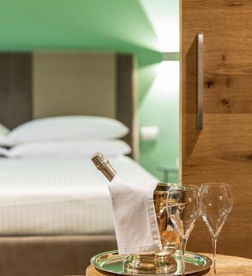 スイート, Borgo Impero