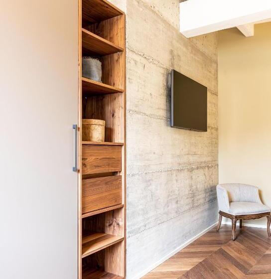 デラックスジュニアスイート, Borgo Impero