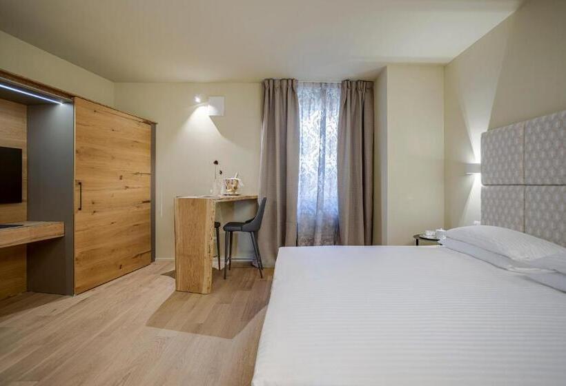 デラックスルーム, Borgo Impero