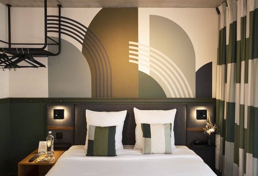 اتاق سوپریور, La Belle Ville