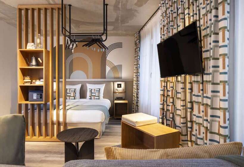 اتاق استاندارد, La Belle Ville