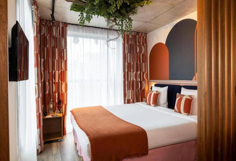 اتاق سوپریور, La Belle Ville