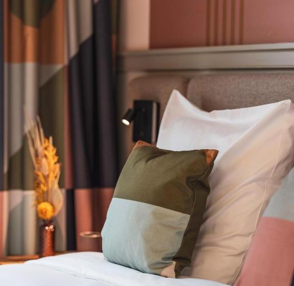 اتاق سوپریور, La Belle Ville