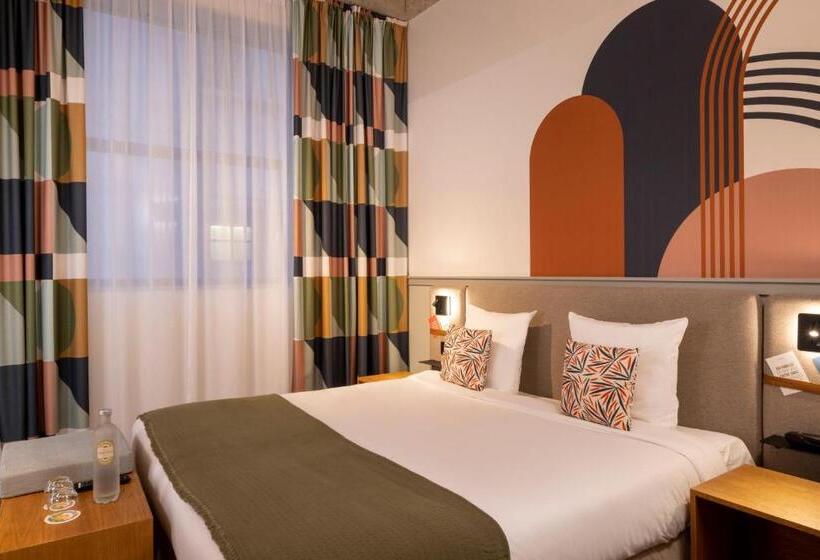 سوئیت 2 خوابه, La Belle Ville