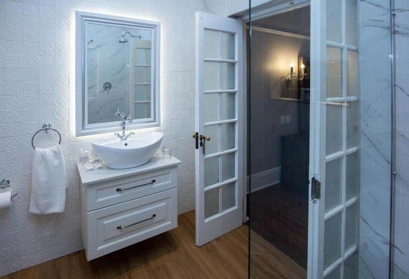 キングサイズベッドのスタンダードルーム, Milner House Kimberley