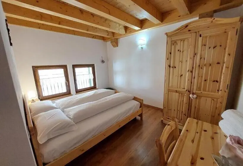 スタンダードルーム, Rifugio Fornas