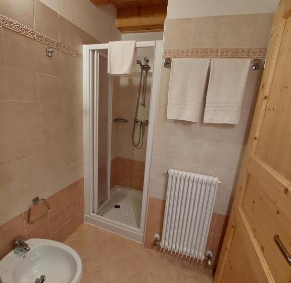 חדר סטנדרט, Rifugio Fornas