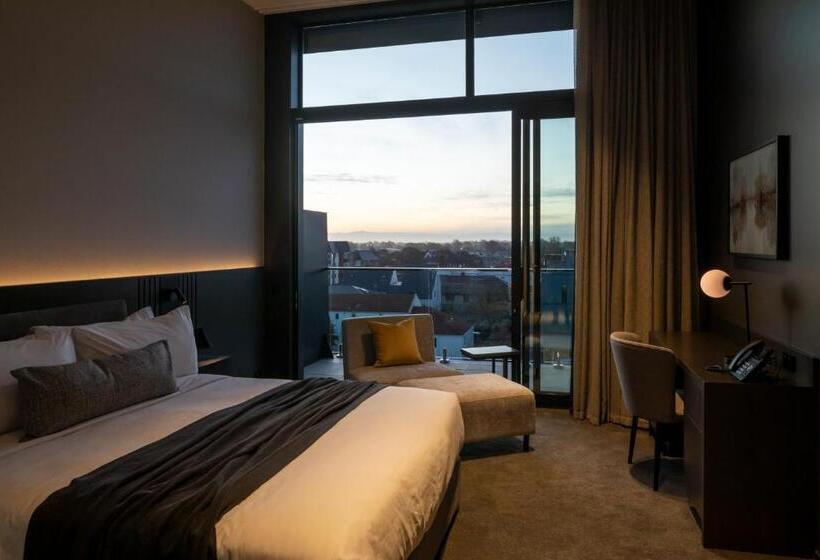 Номер Deluxe Кровать Кинг, The Mayfair