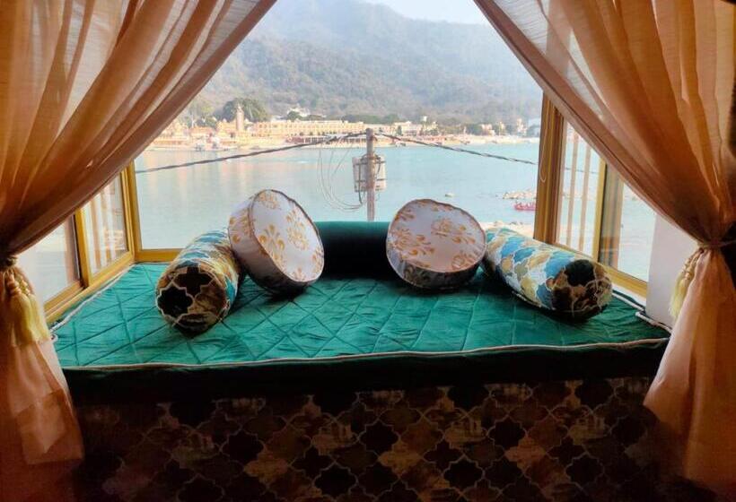Premium room with view, The Neeraj Ganga Heritage Palace