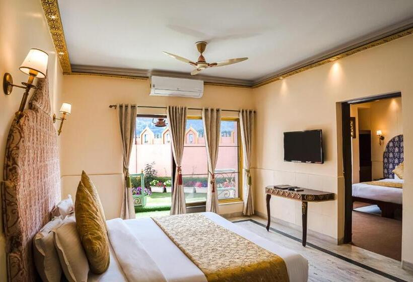 חדר משפחתי נוף לגינה, The Neeraj Ganga Heritage Palace