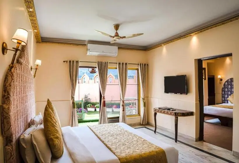 ガーデンビューファミリールーム, The Neeraj Ganga Heritage Palace