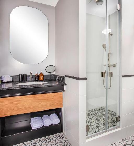 Номер Стандарт Вид на Горы, Villars Palace