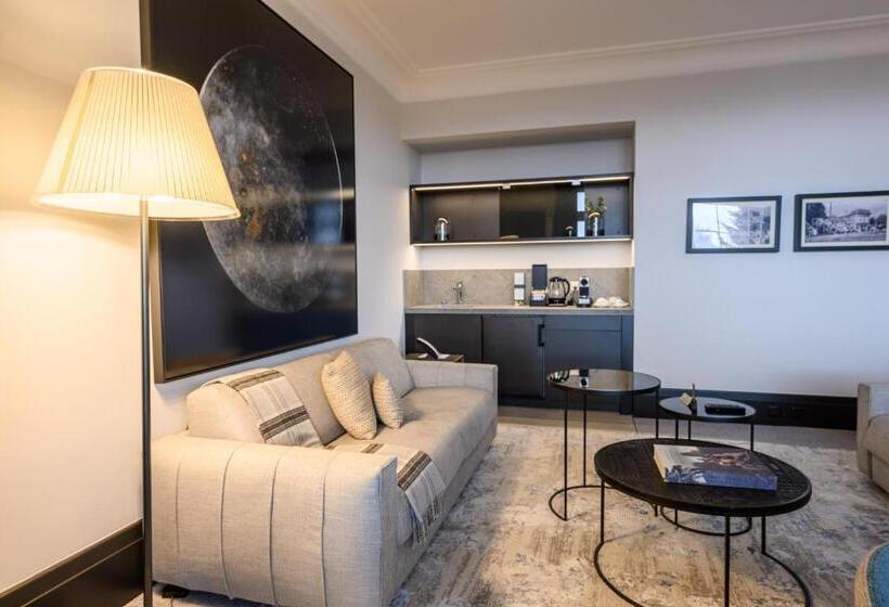 Люкс Вид на Горы, Villars Palace