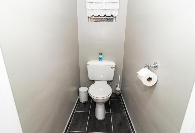 غرفة قياسية ثلاثية, Glenmore Guesthouse