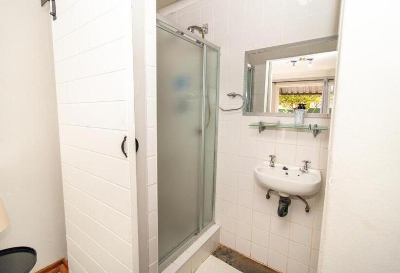 غرفة قياسية ثلاثية, Glenmore Guesthouse