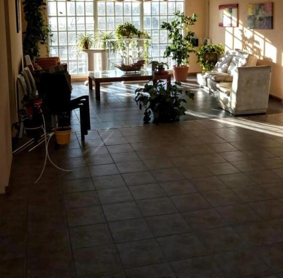 اتاق استاندارد سه نفره, Lowcost Madryn