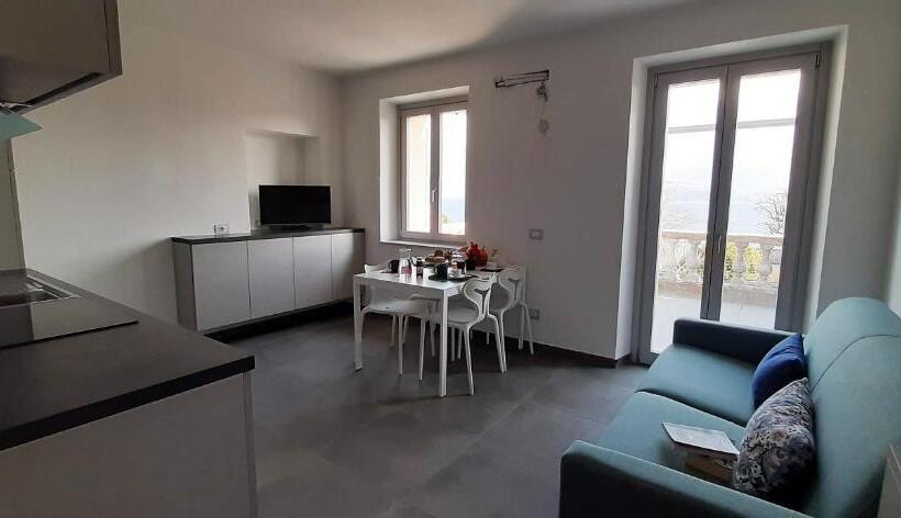1 Bedroom Apartment Lake View, Residence Il Bosso