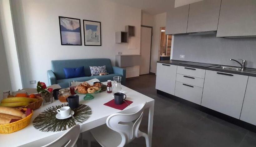 带1个卧室带花园景观的公寓, Residence Il Bosso