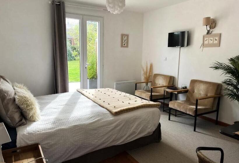 Quarto Estandar com Hidromassagem, La Villa Saint Val