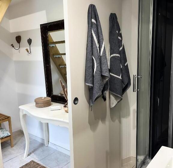 メゾネットスイート, La Villa Saint Val