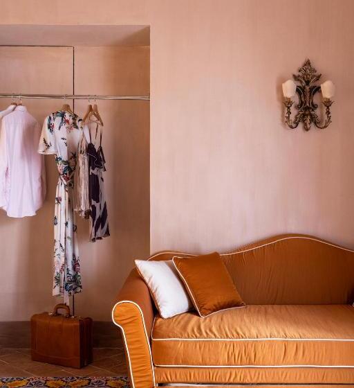 מיטת קינג בסוויטה, Villa De Cillis Carafa