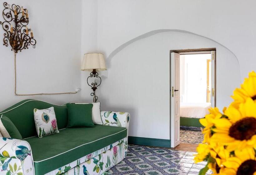 חדר דלוקס עם נוף, Villa De Cillis Carafa