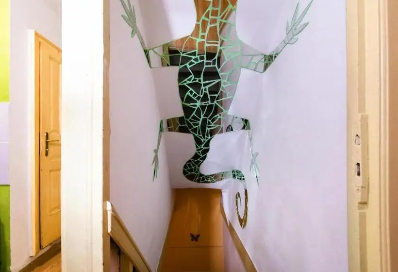 اتاق استاندارد, Hostel Martin