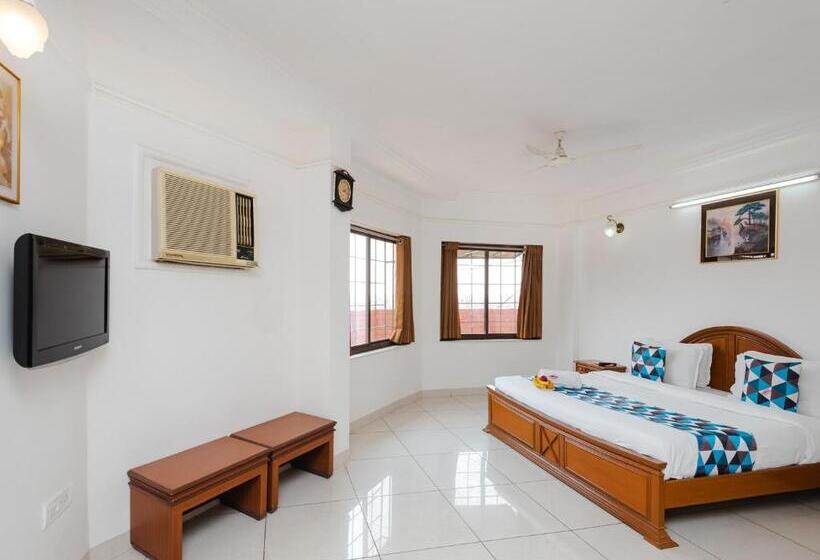 デラックススイート, Galaxy Opp Surat Railway Station