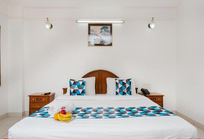 デラックススイート, Galaxy Opp Surat Railway Station