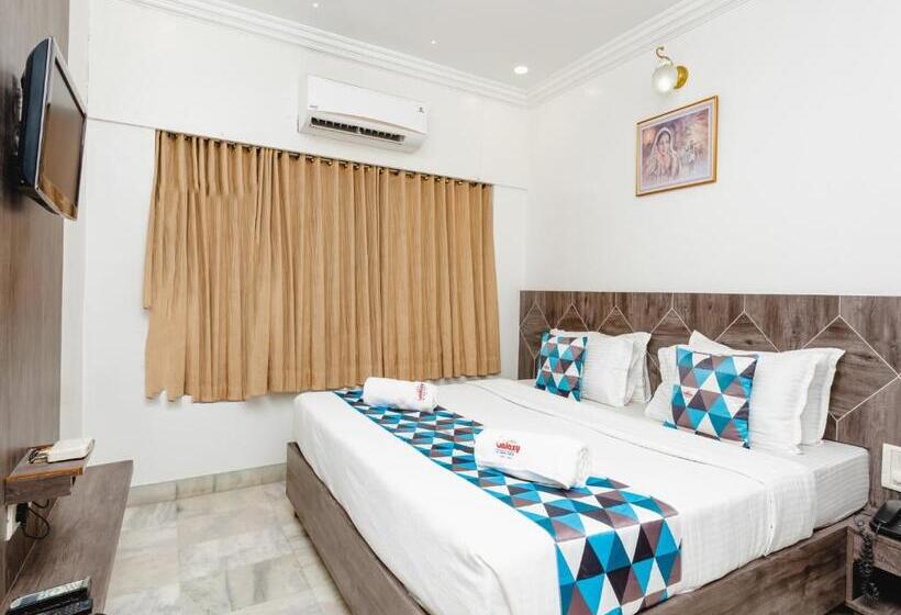 デラックスルーム, Galaxy Opp Surat Railway Station