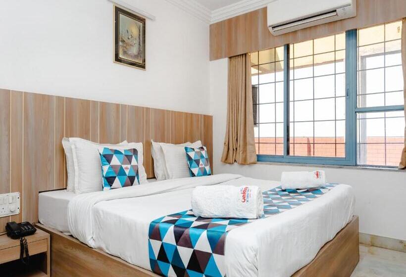 デラックスルーム, Galaxy Opp Surat Railway Station