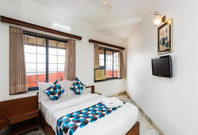 スタンダードルーム, Galaxy Opp Surat Railway Station