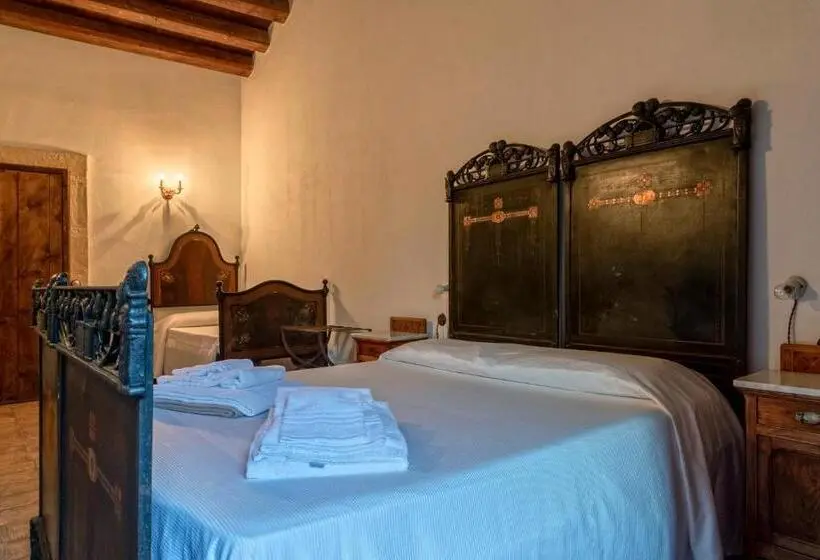 トリプルクラシックルーム, Masseria Fortificata Lo Zafferaneto