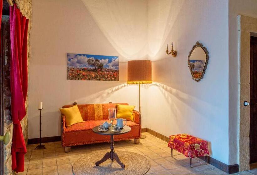 סוויטת דופלקס, Masseria Fortificata Lo Zafferaneto