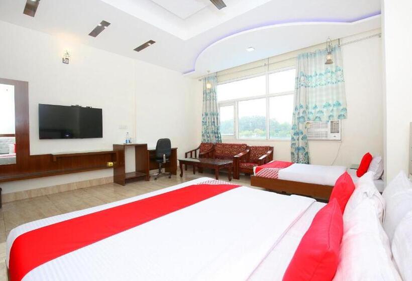 스탠다드 룸, Oyo 12766 Nimantran Resort