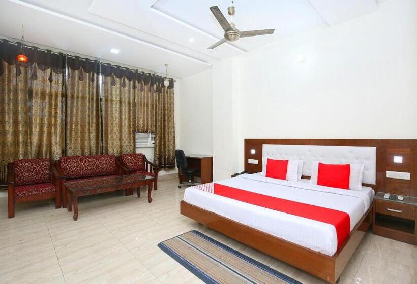 스탠다드 룸, Oyo 12766 Nimantran Resort