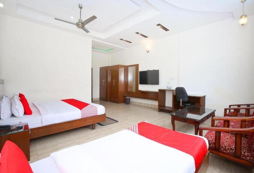 디럭스 룸, Oyo 12766 Nimantran Resort