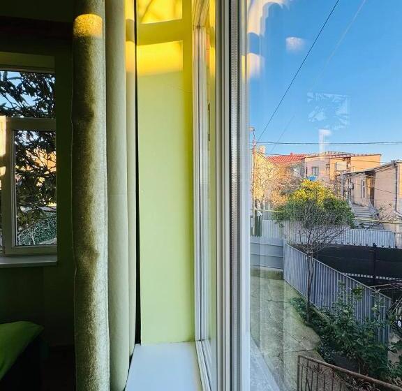 اتاق استاندارد, Guest House Bubu