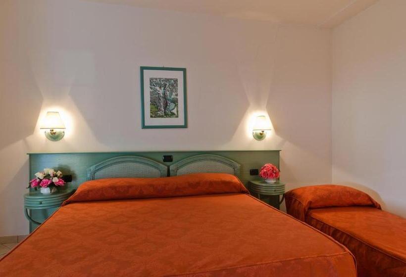 اتاق استاندارد سه نفره, Agriturismo Al Parco Lecce