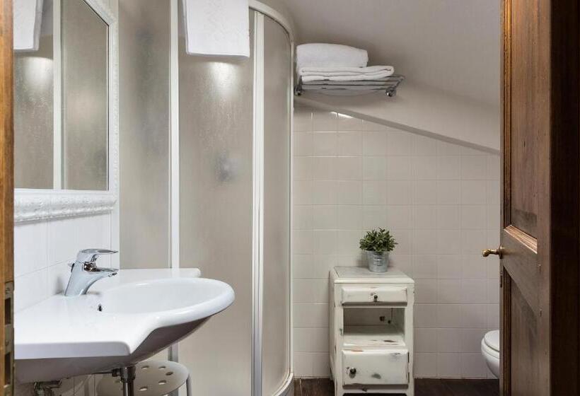 Люкс, Locanda Antico Borgo